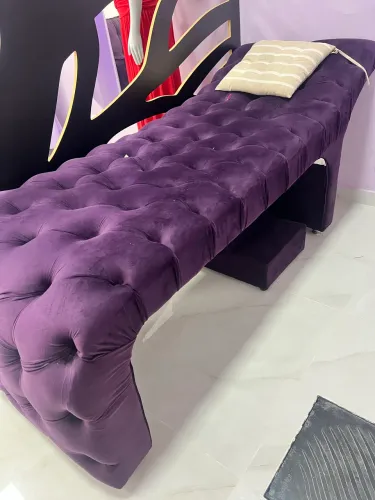 Vendo uma maca nova aí com escada e cadeira de atendimento para cílios 