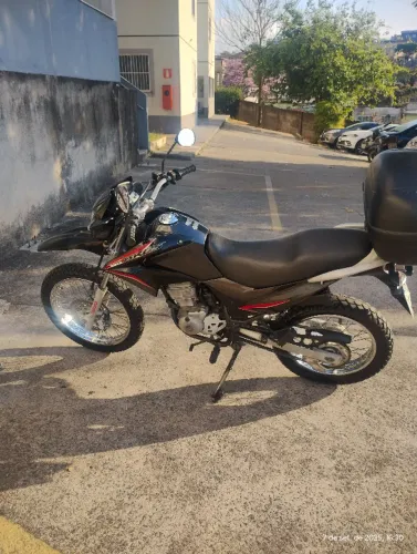 Honda Bros - 150 - 2013- 131.500 km - R$12.500