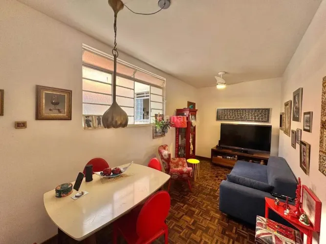 Apartamento á venda no bairro Santa Tereza