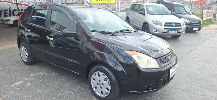 Fiesta otimo estado  sem entrada  899.00 completo