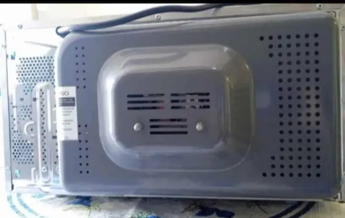 Microondas SPICY Importado + -  3 MIL na Loja Troco por tv 60"ou Caixa Torre Potente. !
