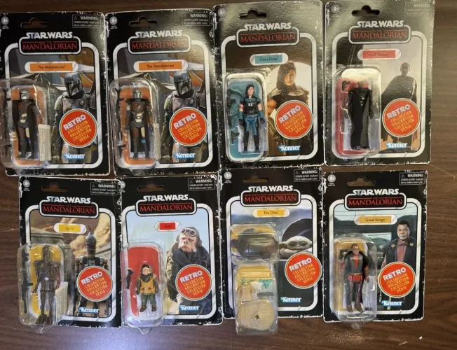 Star Wars The Mandalorian - Retro Collection (Set com 7 peças)
