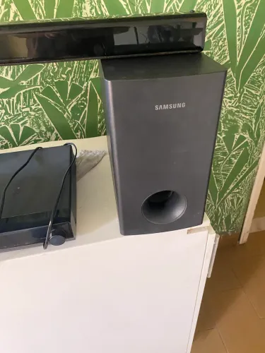 Caixa sub Samsung