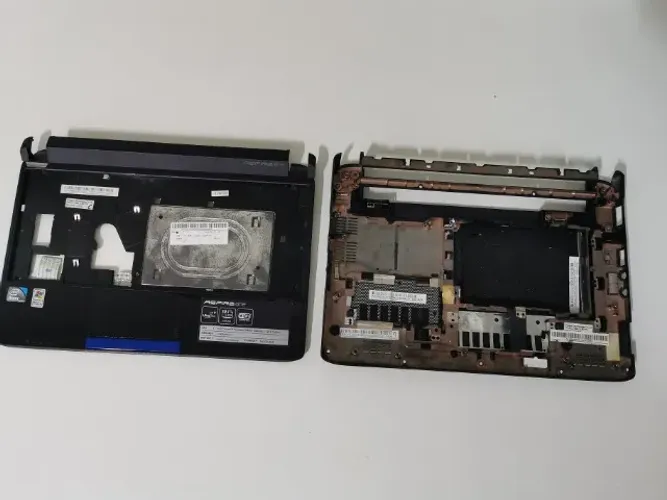 Netbook acer carcaça inferior completa