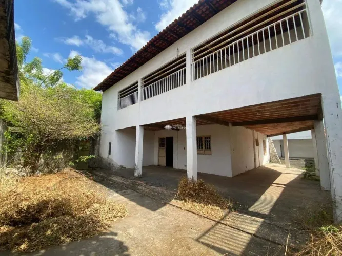 SOBRADO NO ININGA PRÓXIMO À RESIDÊNCIA UNIVERSITÁRIA  UNIDADE 1