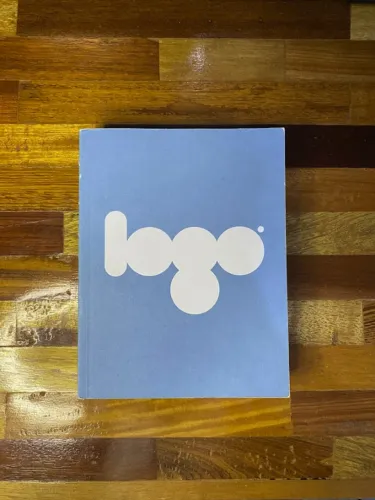 LOGO: The Reference Guide to Symbols and Logotypes: The Reference Guide to Symbols and Log