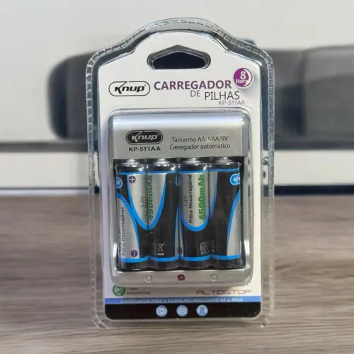 Carregador de Pilha (com 4 pilhas AA)