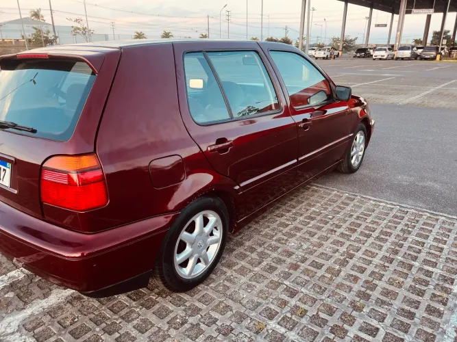 Golf GLX 2.0 4P 1996