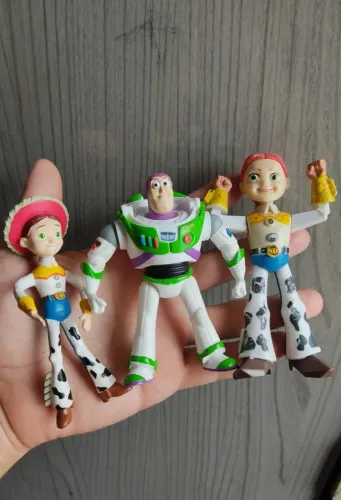 Bonecos toy story disney. Importado