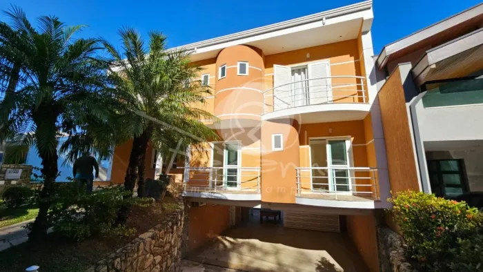 Casa em Condomínio para venda na Chácara Prado em Campinas R$ 2.150.000 - Façanha Imóveis