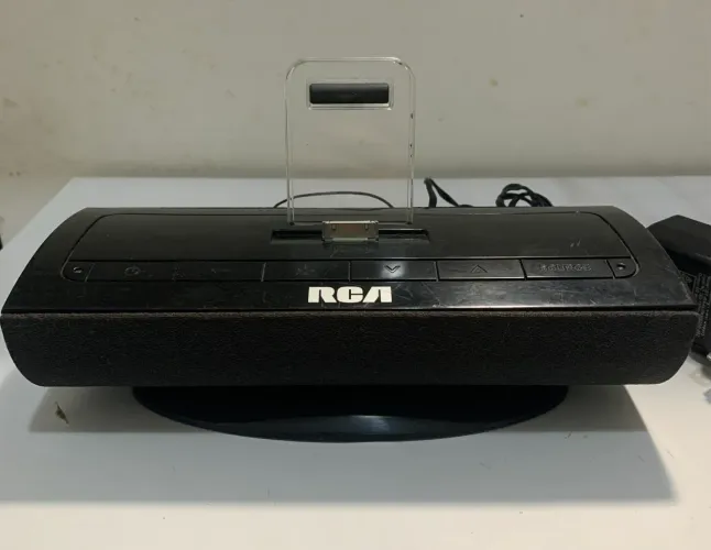 Dock de carregamento de alto-falante RCA Ri173 em perfeito estado - Funcionando