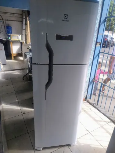 Geladeira Electrolux DFN41