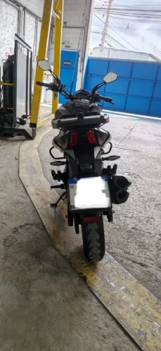 Bajaj Dominar 250 modelo 2025