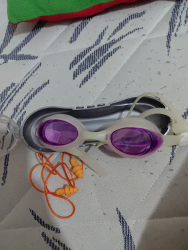 Óculos de natação feminino