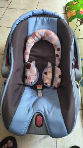 Vendo bebê conforto pra carro - Cosco