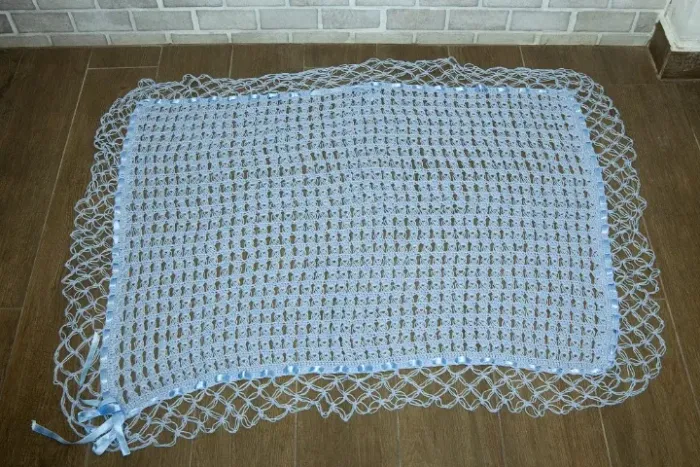 Manta de crochê para bebê azul