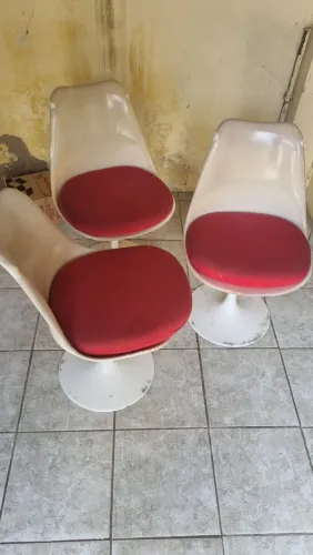 VENDO 3 CADEIRAS GIRATÓRIAS COM ESTOFADOS