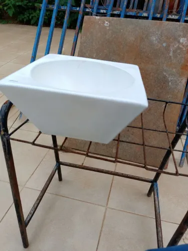 Cuba de sobrepor
