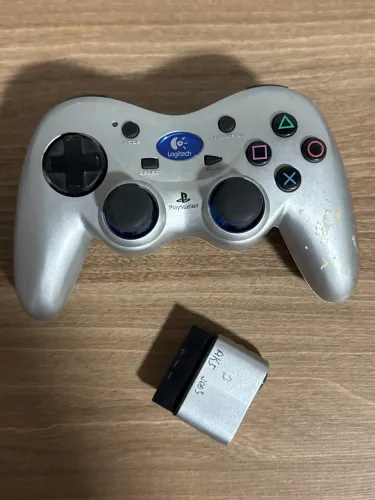 Controle PS1 , PS2 Sem fio Logitech - Defeito Sensor