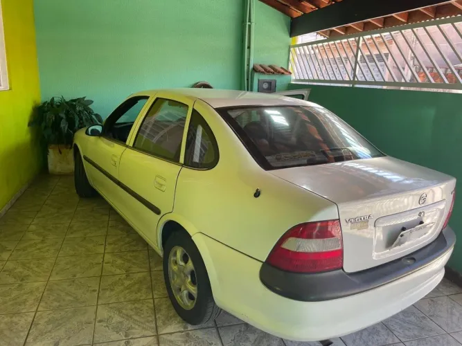 Chevrolet Vectra GL 2.2 / 2.0 MPFI 1997