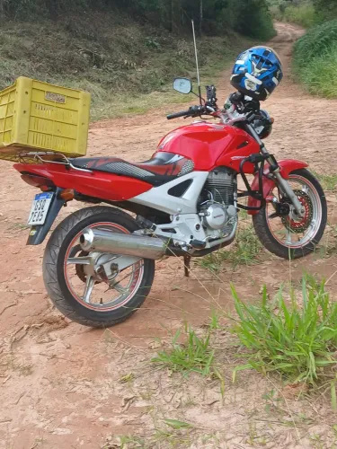 Vendo twister cbx 250 twister documento em dia