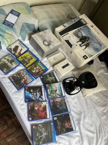 PS5 FAT God of War + DualSense Edge + 12 Jogos Físicos + Razer + Acessórios