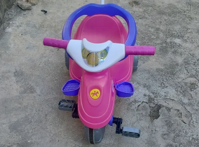 Triciclo Infantil Lelecita Rosa Pedal E Empurrador