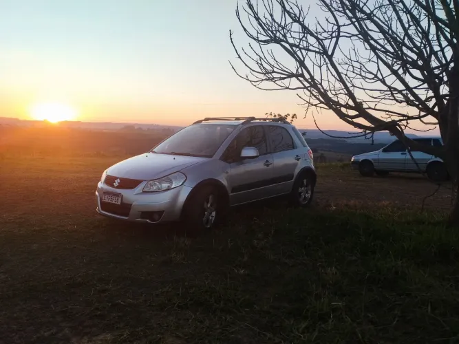 Suzuki SX4 2.0 16V 145cv 4WD 5P Mec. 2011
