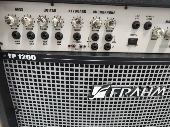 2 Caixas de Som Amplificadas Frahm + Wattsom - Funcionando