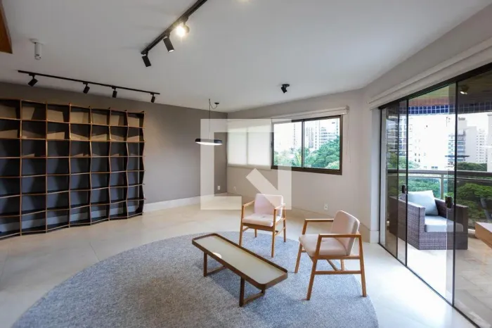APARTAMENTO RESIDENTIAL em Campinas - São Paulo, Cambuí