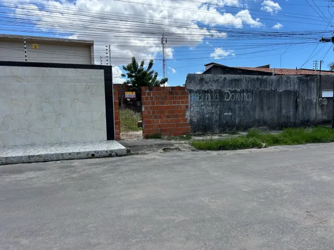 Vendo terreno no conjunto Tamandaré