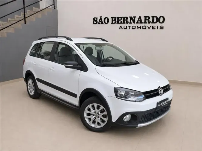 Volkswagen Spacecross I Motion 1.6 MI Total Flex 8V 2014