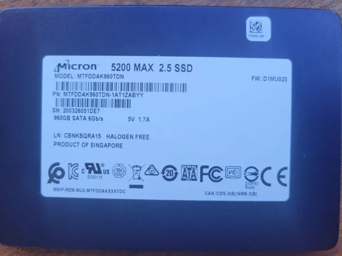 Micron 5200 Max MTFDDAK960TDN-1AT1ZABYY SSD 960 GB SATA 6 Gb/s