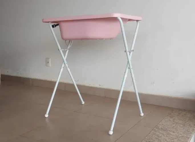 Banheira Infantil com Suporte - Rosa (Galzerano)