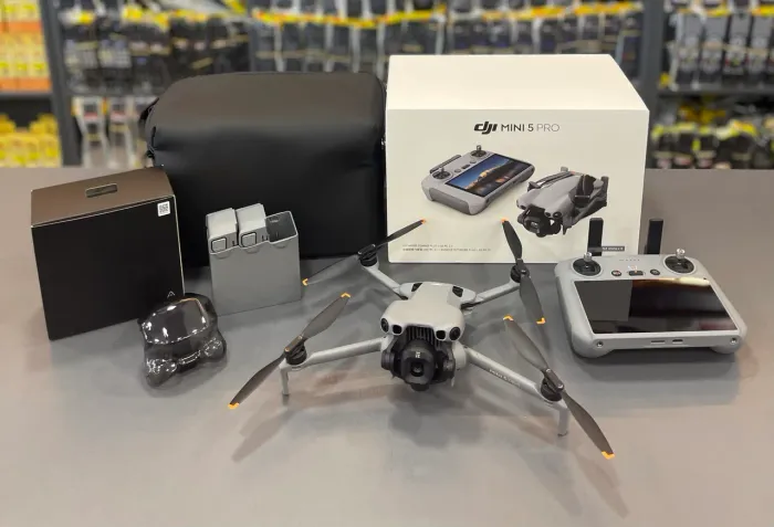 Drone DJI Mini 5 Pro Fly More Combo Plus (Com tela) BR - DJI068 novo da loja