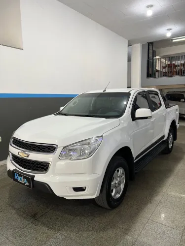 Chevrolet S10 Pick-up LT 2.8 TDI 4X4 CD Diesel AUT 2014