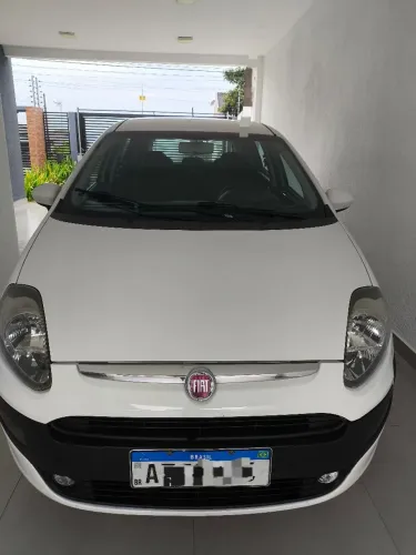 Fiat Punto Attractive 1.4 Fire Flex 8V 5P 2015
