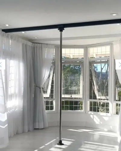 Barra de Pole Dance Giratória Gaia com Suporte de Parede