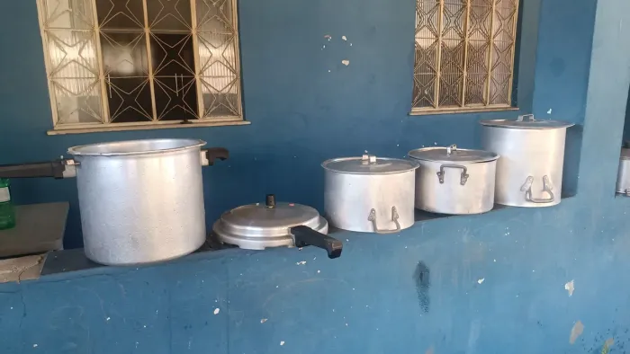 Jogo de panelas de alumínio e panela de pressão 