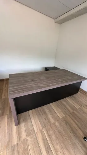 Mesa Diretor em Excelente estado