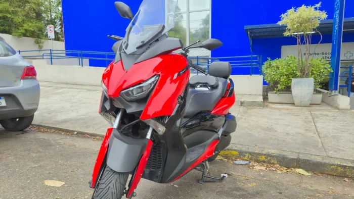 XMAX 250 ano 2024 linda