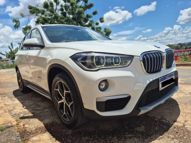 BMW X1 Sdrive 20I X-line 2.0 TB Active Flex 2017