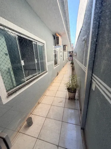Casa 3 quartos Jd Italia Maringá