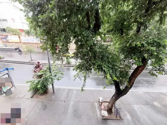 Rua Conde De Bonfim , Em frente ao Tijuca Tênis Clube