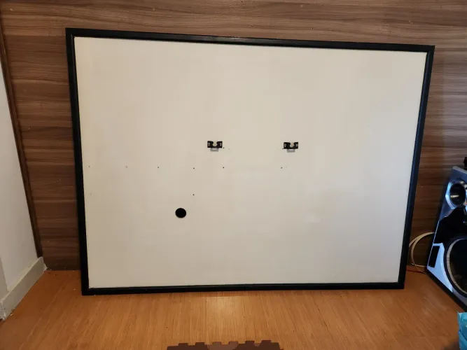 Painel de TV branco laca 182x136cm