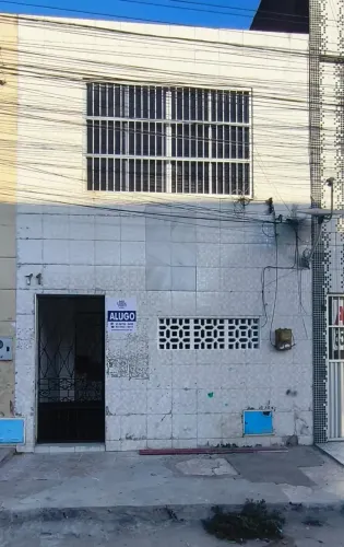 Imóvel para aluguel possui 150 metros quadrados com 3 quartos em Rodolfo Teófilo - Fortale