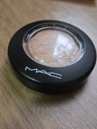 DESAPEGO DE LUXO: M.A.C Mineralize Skinfinish