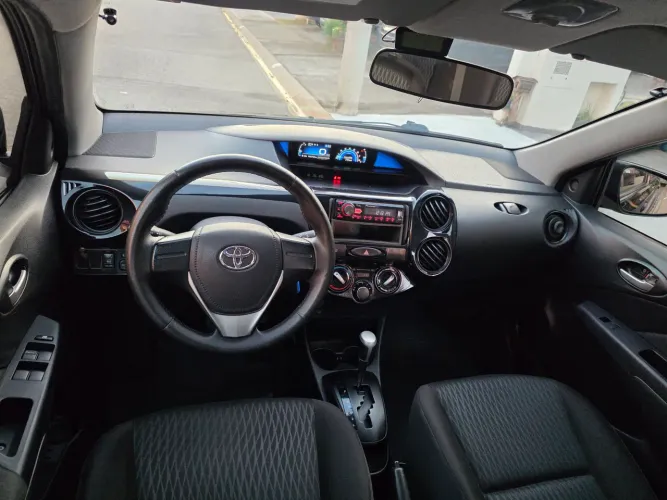 Toyota Etios X Plus Sedan 1.5 Flex 16V 4P Aut. 2019