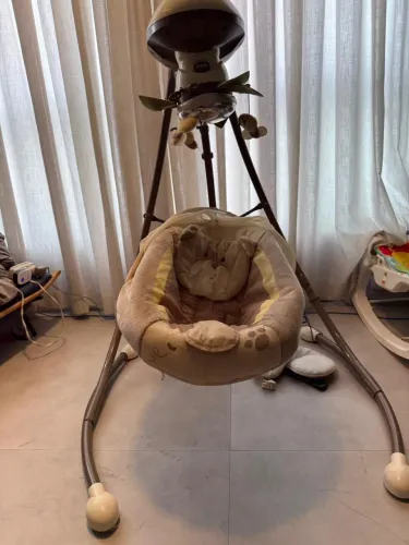 Cadeira de Balanço Fisher-Price My Little Snugabear Cradle ?n Swing