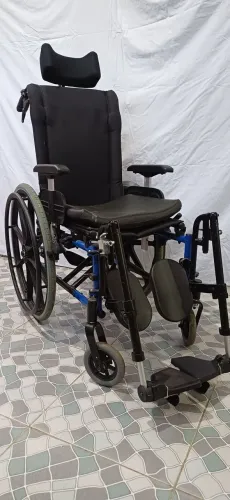 Cadeira de Rodas Reclinavel